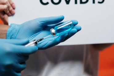 covid-omicron-min.jpg