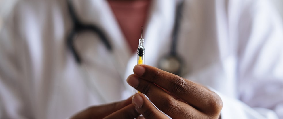 medico-injecao.jpg